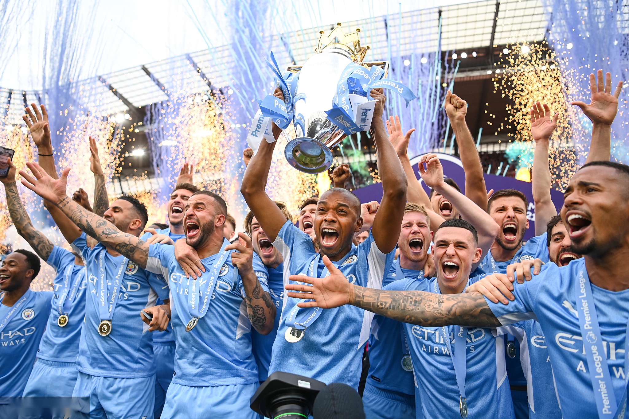 来加强其阵 来加强其阵